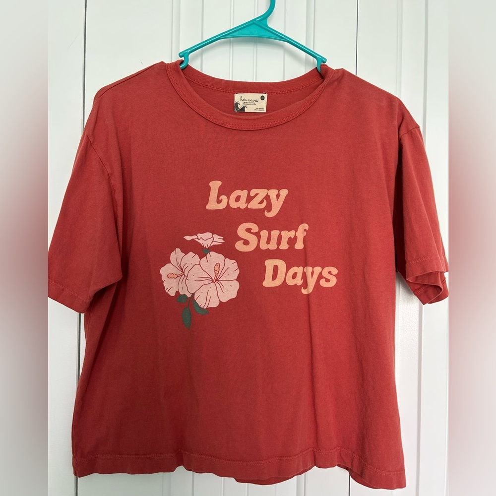 Her Waves Lazy Surf Days Women’s Tee-Size M